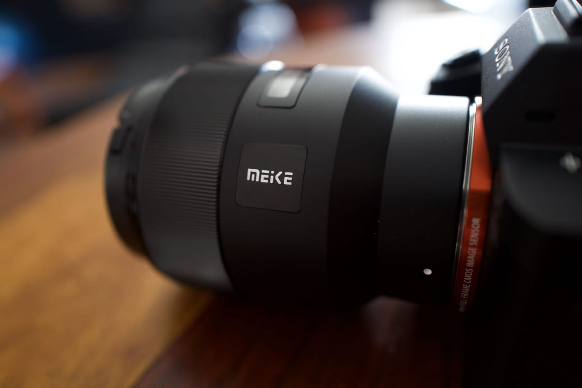 Le portrait accessible avec le Meike 85mm 1.8 pour Sony FE