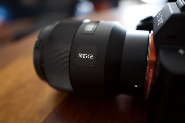 Le portrait accessible avec le Meike 85mm 1.8 pour Sony FE
