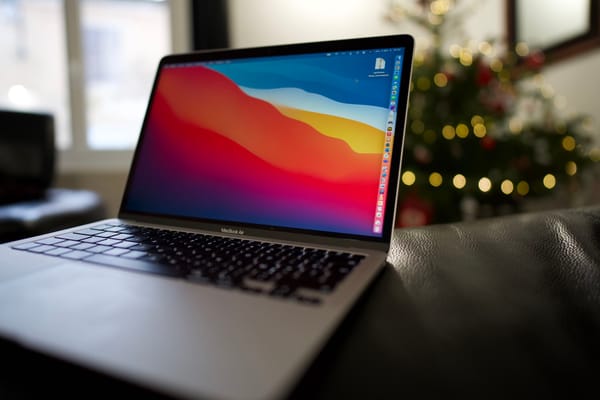 Combien de mémoire pour votre MacBook M1 8go ou 16go ?